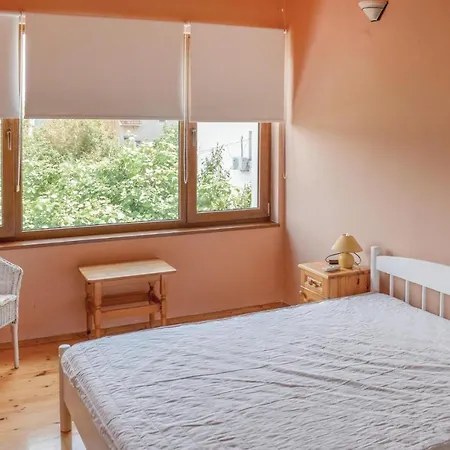 Apartament Three-bedroom In Warna